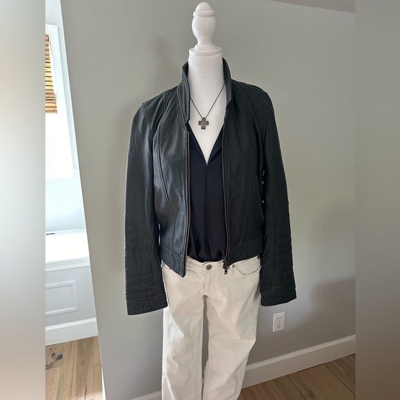 Zadig and Voltaire midnight navy blouse. - Picture 11 of 11